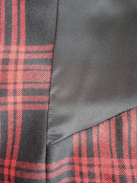 HIGHLANDER WOOL WAISTCOAT LINED SILK